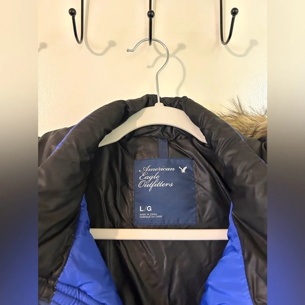 Womanโs American Eagle Outfitters Vest Size Large - Picture 2 of 6